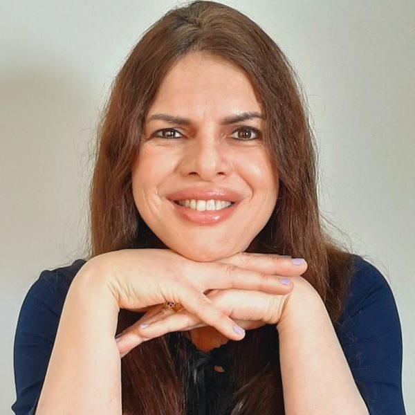 Walleria Suri, mediação e interação